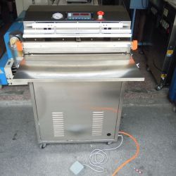 VS-600 external pumping vacuum machine